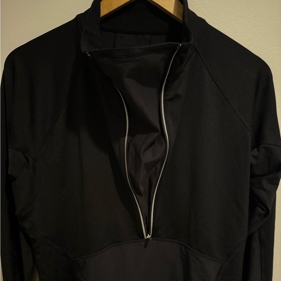 Athleta Black Zip Up with Mesh Neck Long Sleeve Jacket Shirt Size Large - Picture 6 of 8